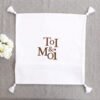 Coussin pompons "TOI et MOI" Cadeau de mariage Saint Valentin – Image 3