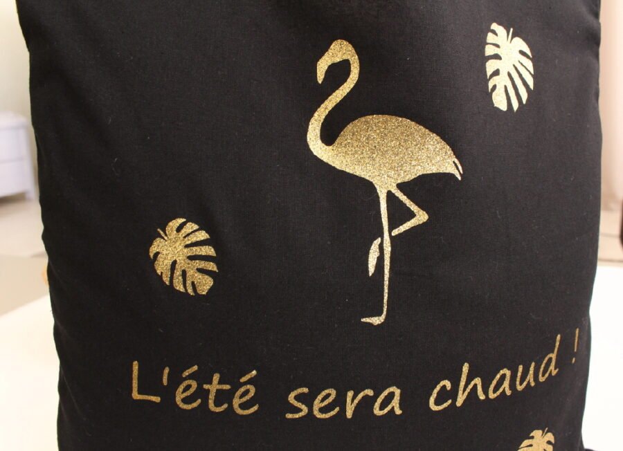 Tote bag noir l'été sera chaud