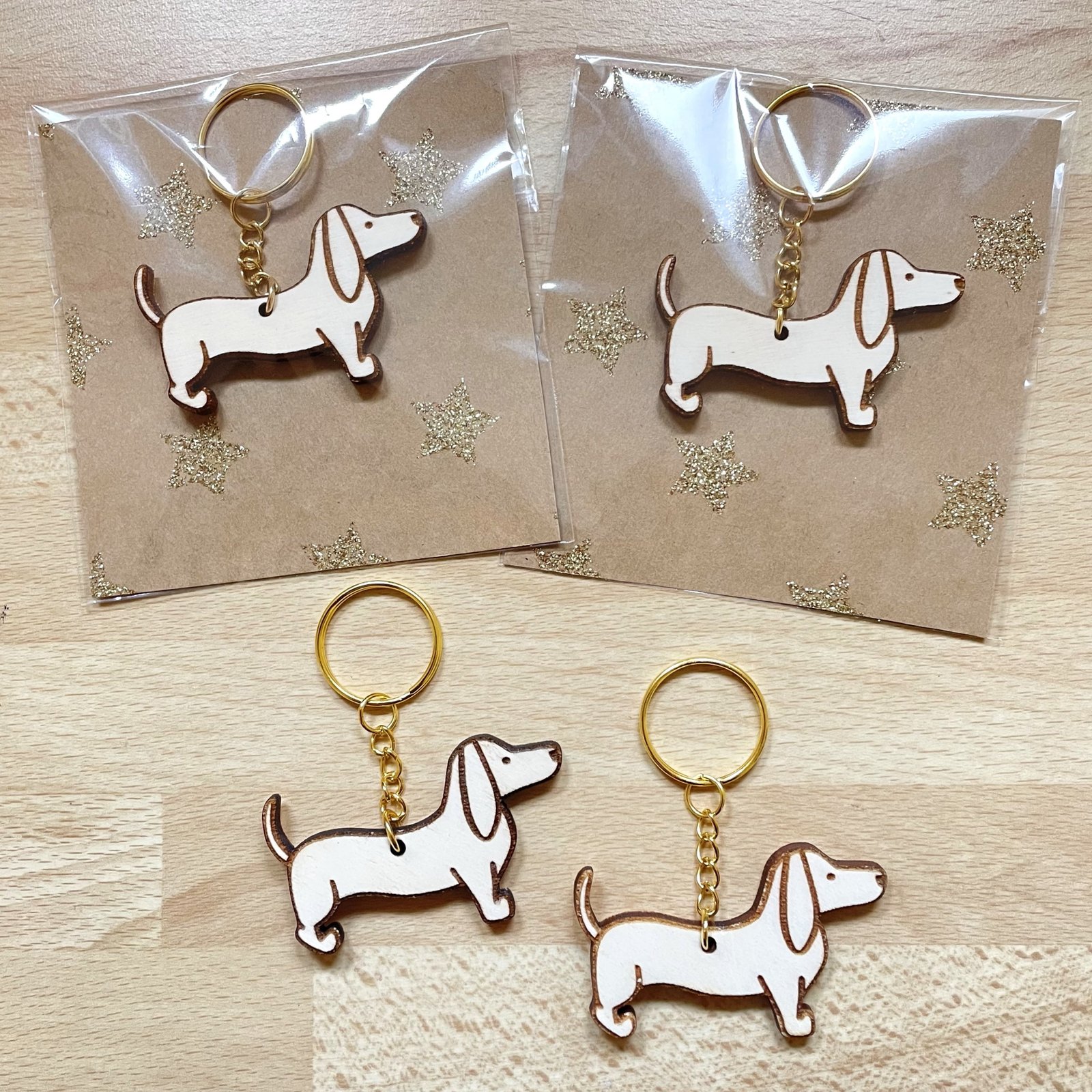 Porte-clés en bois teckel