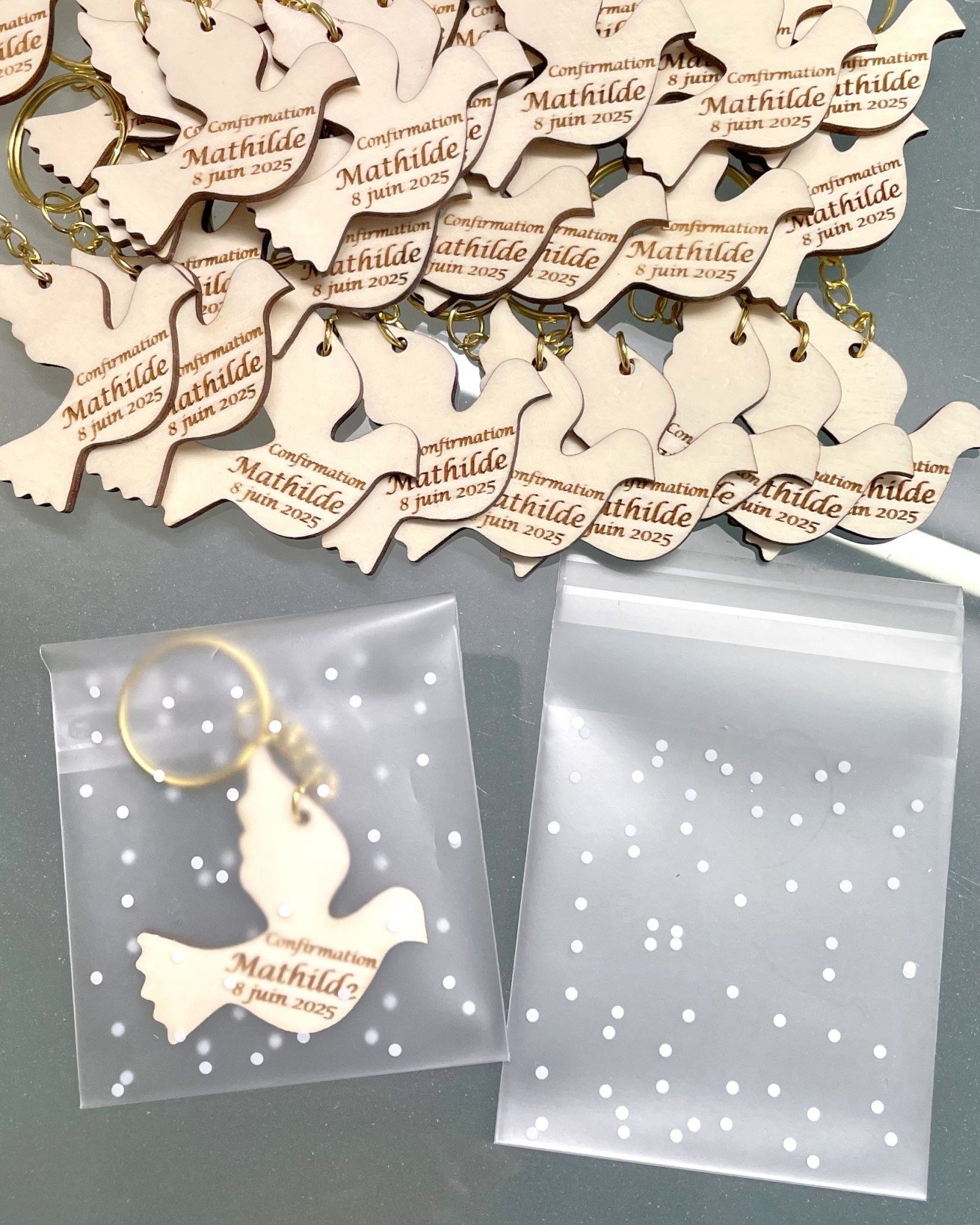 Porte clé colombe dans sachet