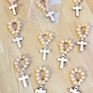 Petits chapelets perles bois cadeau invités